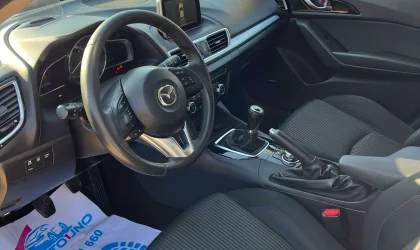 Mazda 3  - 2014