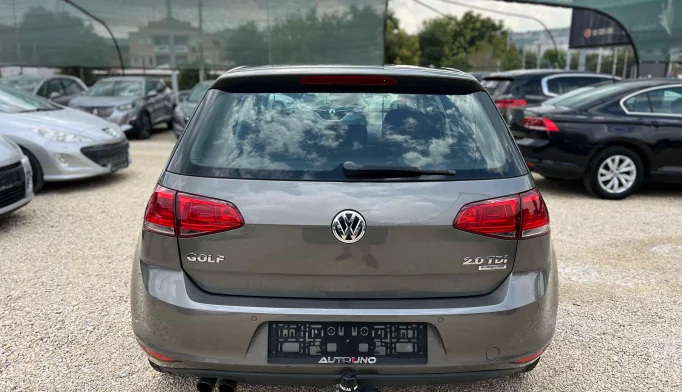 Volkswagen Golf  - 2013