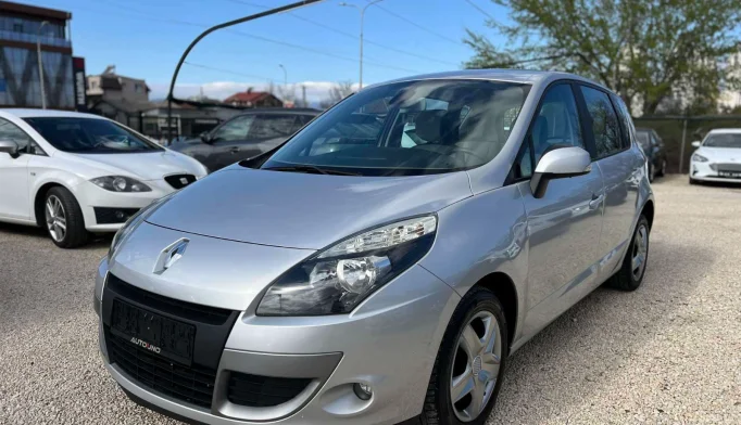 Renault Scenic  - 2011