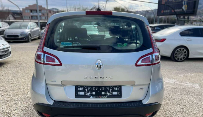 Renault Scenic  - 2011