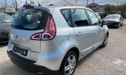 Renault Scenic  - 2011