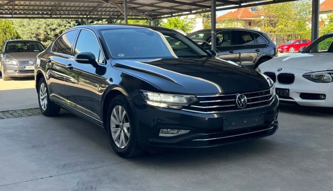 Volkswagen Passat  - 2021