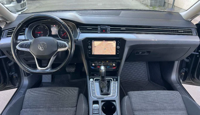 Volkswagen Passat  - 2021