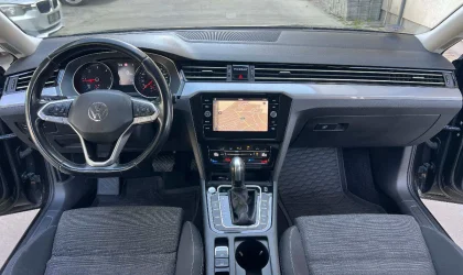 Volkswagen Passat  - 2021