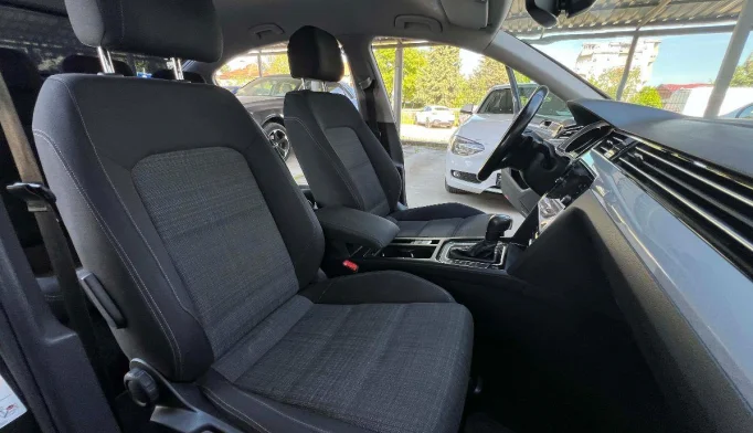 Volkswagen Passat  - 2021