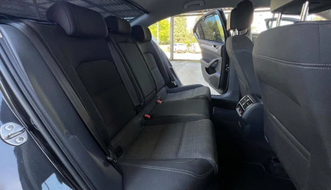 Volkswagen Passat  - 2021
