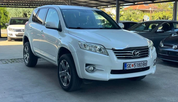 Toyota RAV4  - 2010