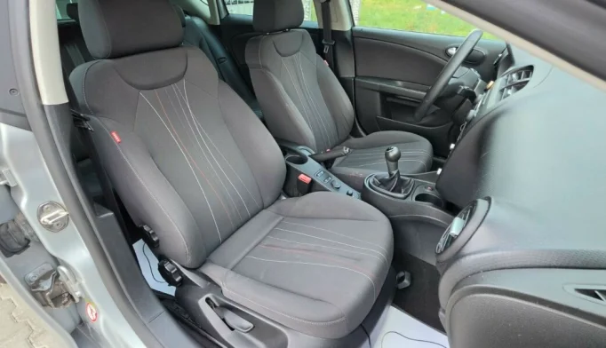 SEAT Leon  - 2012