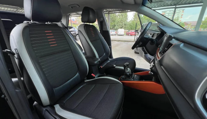 Kia Stonic  - 2017