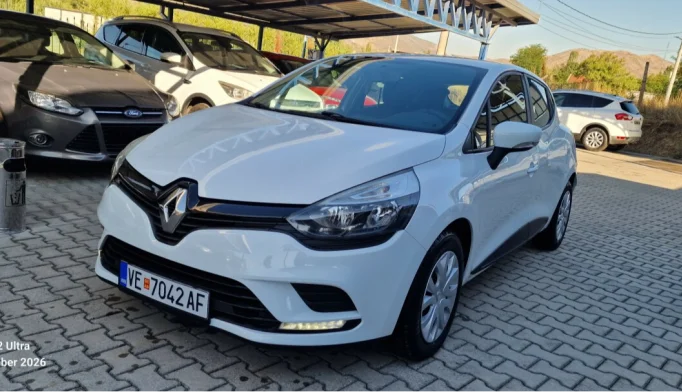 Renault Clio   - 2017