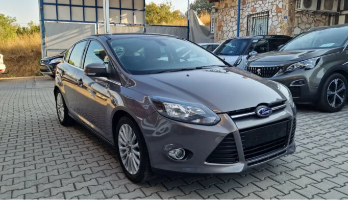 Ford Focus   - 2014