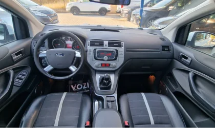 Ford Kuga  - 2012