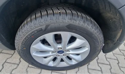 Ford Kuga  - 2012