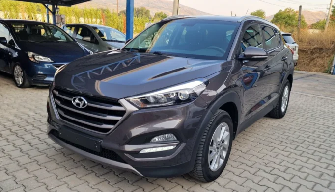 Hyundai Tucson   - 2016