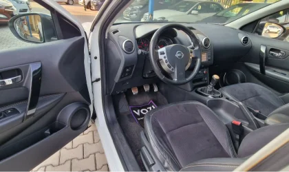 Nissan Qashqai  - 2013
