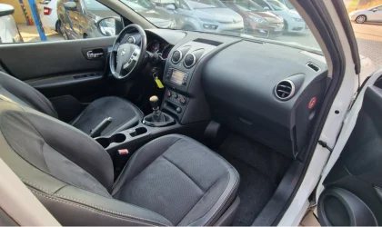 Nissan Qashqai  - 2013