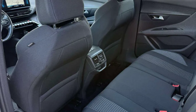 Peugeot 3008  - 2021