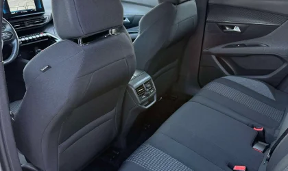 Peugeot 3008  - 2021