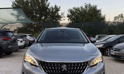 Peugeot 3008  - 2019