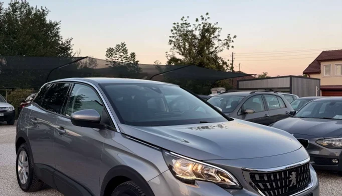 Peugeot 3008  - 2019