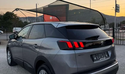 Peugeot 3008  - 2019