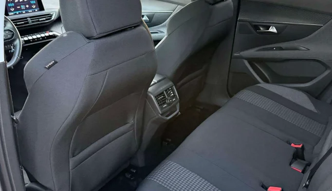 Peugeot 3008  - 2019