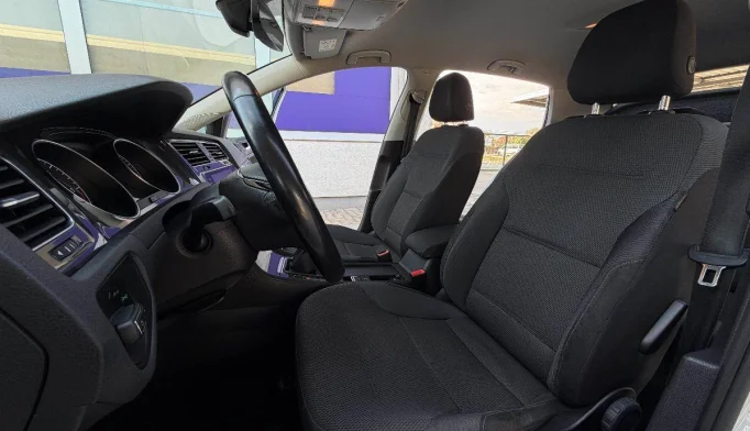 Volkswagen Golf  - 2018