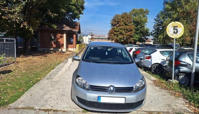 Volkswagen Golf  - 2009