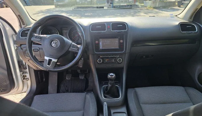 Volkswagen Golf  - 2009