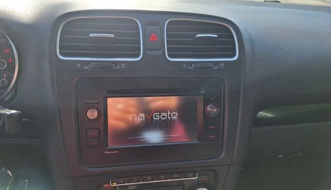Volkswagen Golf  - 2009