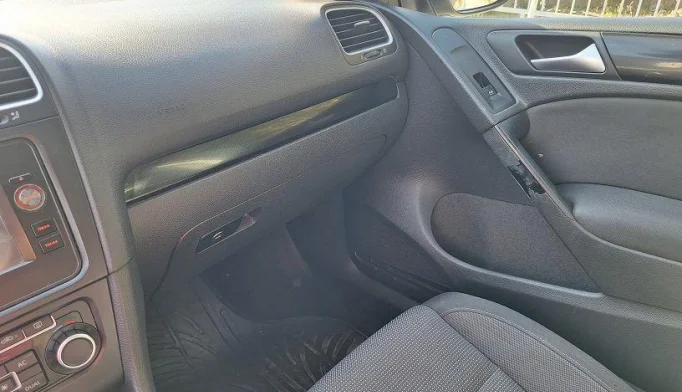 Volkswagen Golf  - 2009