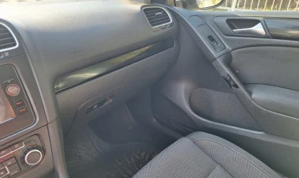 Volkswagen Golf  - 2009