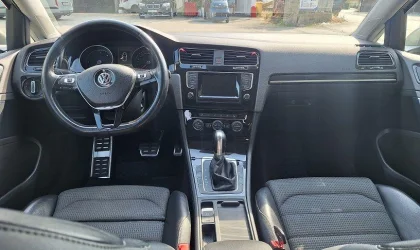 Volkswagen Golf  - 2012