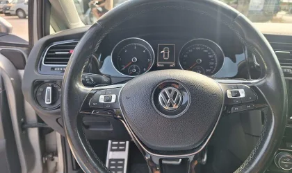 Volkswagen Golf  - 2012
