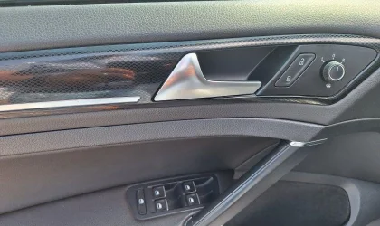 Volkswagen Golf  - 2012