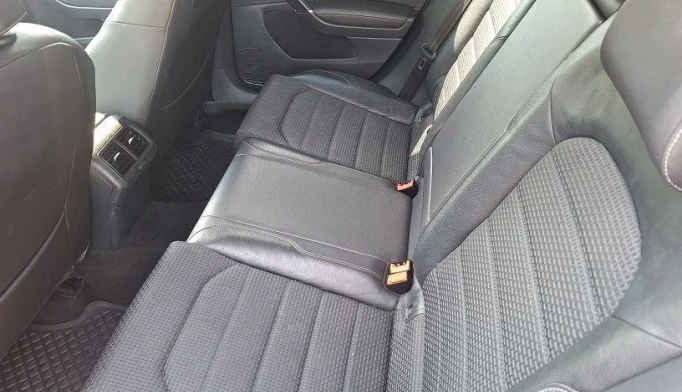 Volkswagen Golf  - 2012
