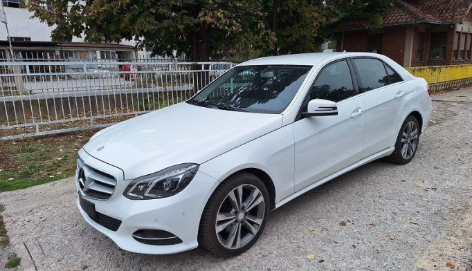 Mercedes-Benz E-Class  - 2014