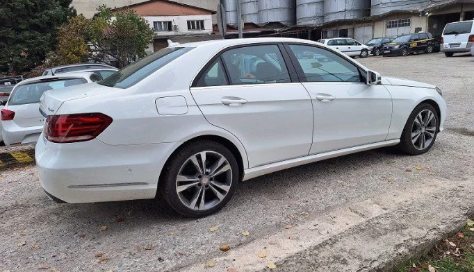 Mercedes-Benz E-Class  - 2014