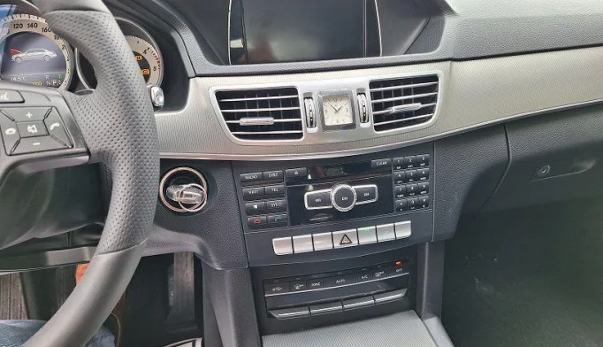 Mercedes-Benz E-Class  - 2014