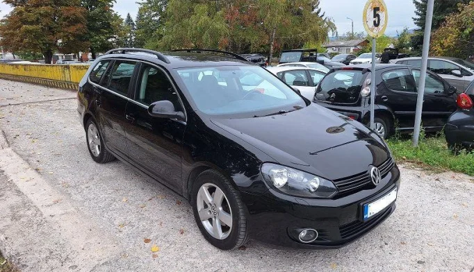 Volkswagen Golf  - 2011