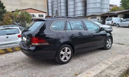 Volkswagen Golf  - 2011