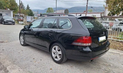 Volkswagen Golf  - 2011
