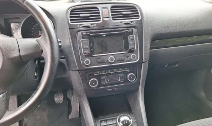 Volkswagen Golf  - 2011