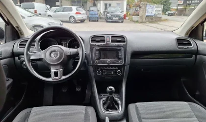 Volkswagen Golf  - 2011