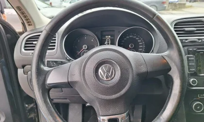 Volkswagen Golf  - 2011