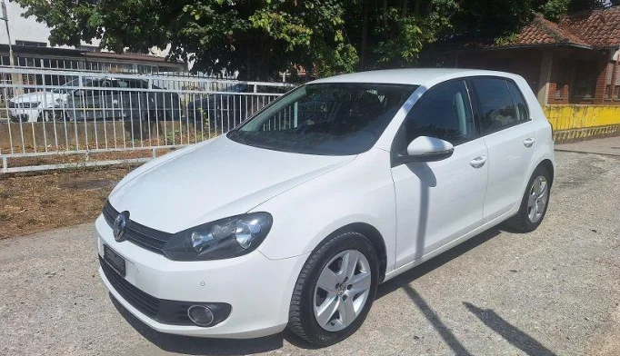 Volkswagen Golf  - 2010