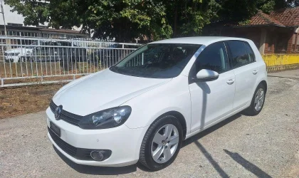 Volkswagen Golf  - 2010