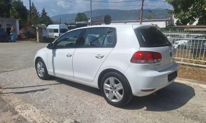 Volkswagen Golf  - 2010