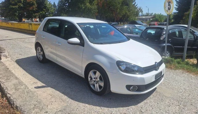 Volkswagen Golf  - 2010