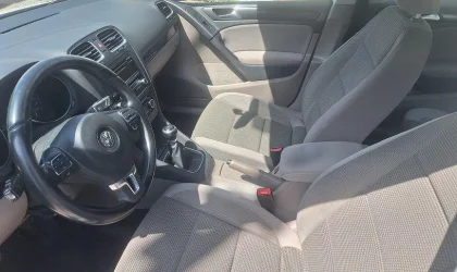 Volkswagen Golf  - 2010